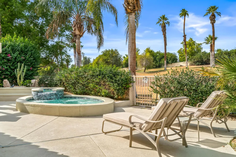 51 Kavenish Drive Rancho Mirage, CA 92270