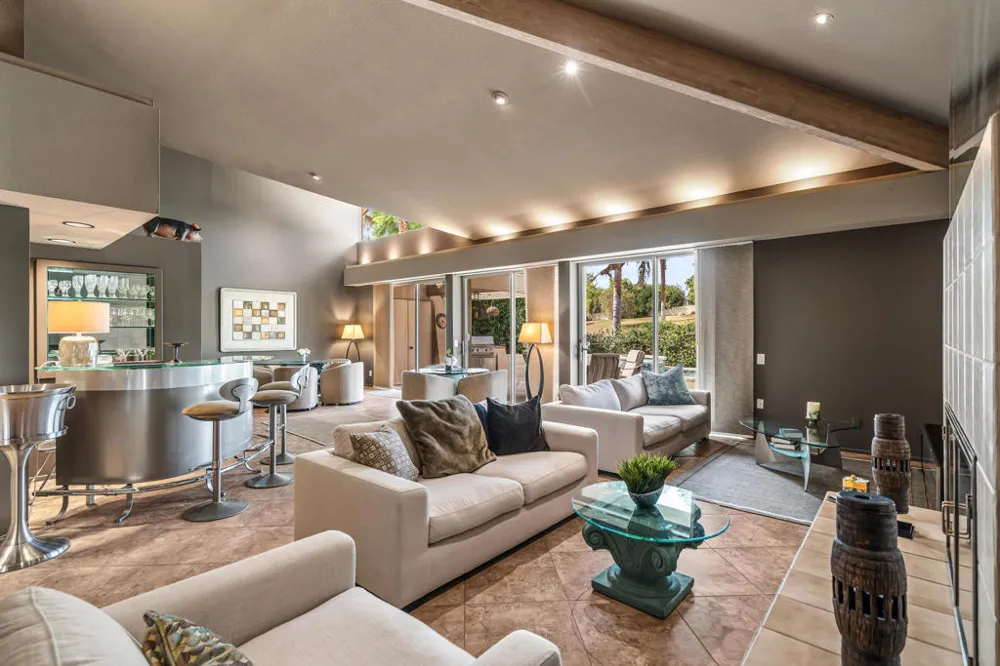 51 Kavenish Drive Rancho Mirage, CA 92270