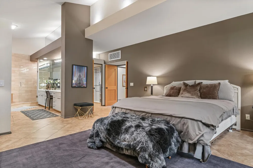 51 Kavenish Drive Rancho Mirage, CA 92270