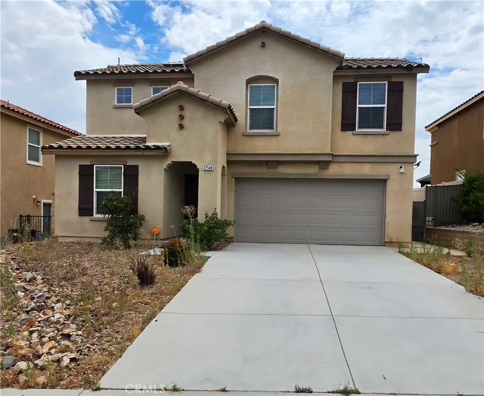 37548 Henna Palmdale, CA 93551