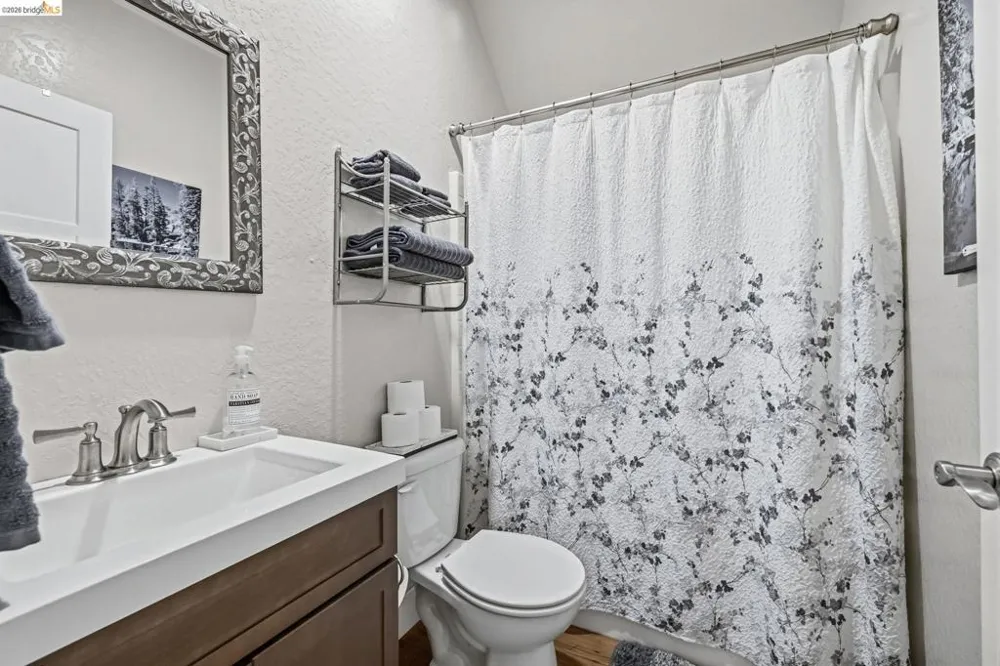22460 Longeway Rd Sonora, CA 95370