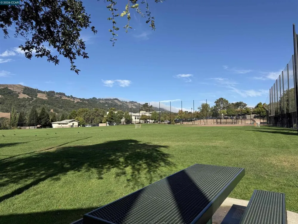 64 Persimmon Walk Orinda, CA 94563