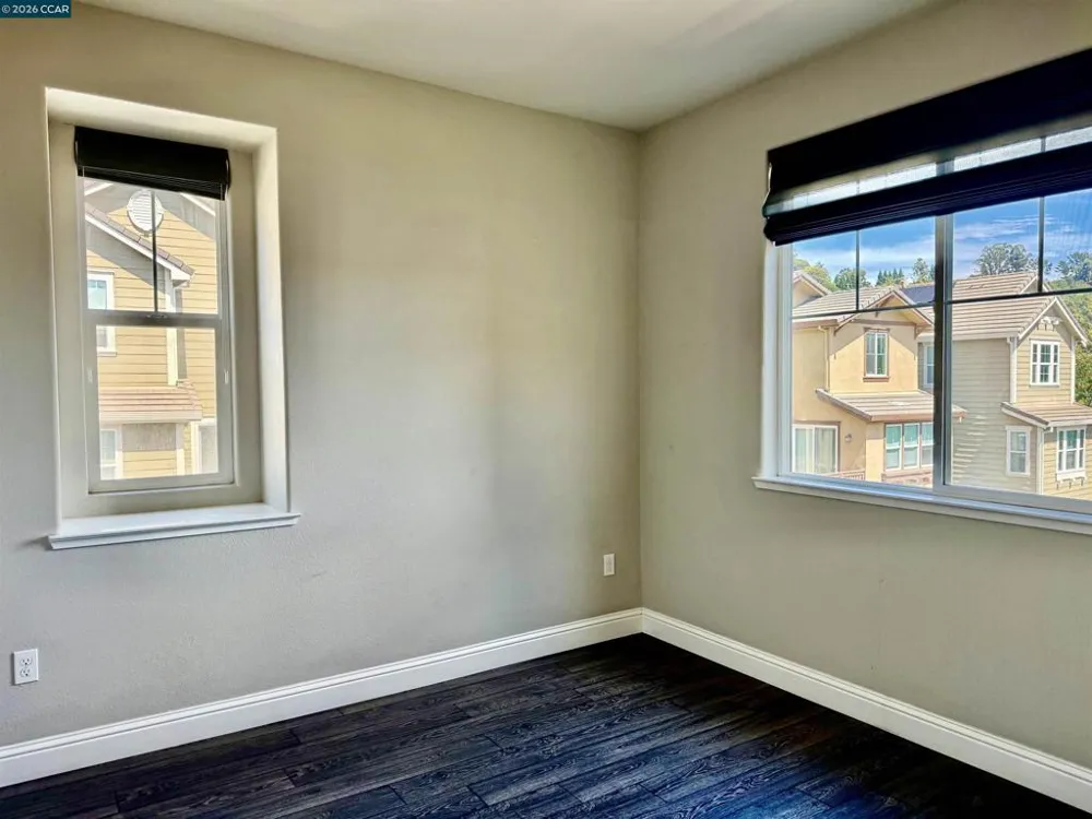 64 Persimmon Walk Orinda, CA 94563