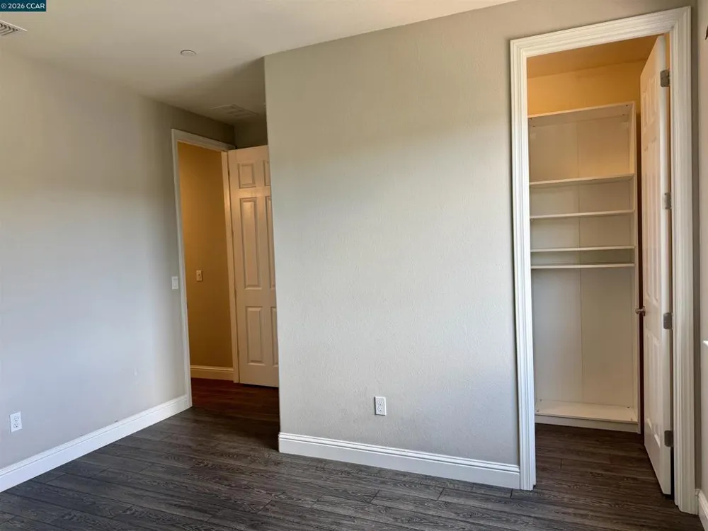 64 Persimmon Walk Orinda, CA 94563