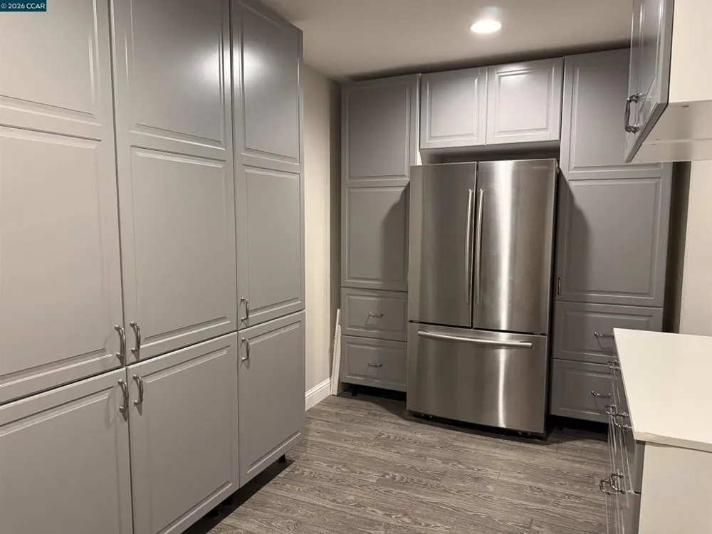 64 Persimmon Walk Orinda, CA 94563