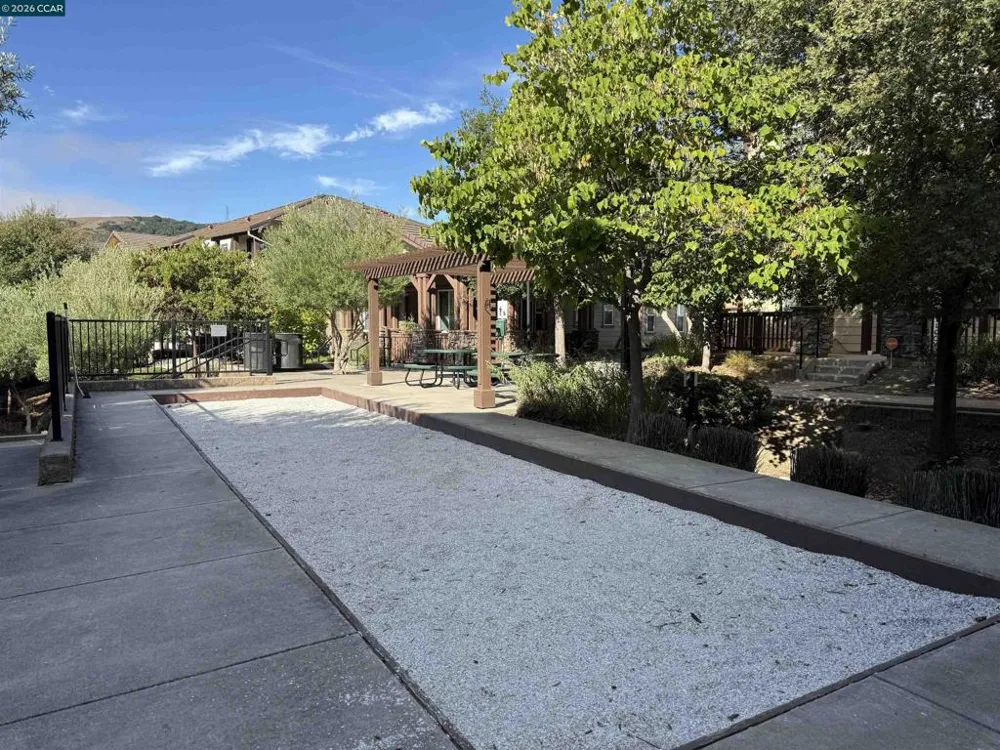 64 Persimmon Walk Orinda, CA 94563