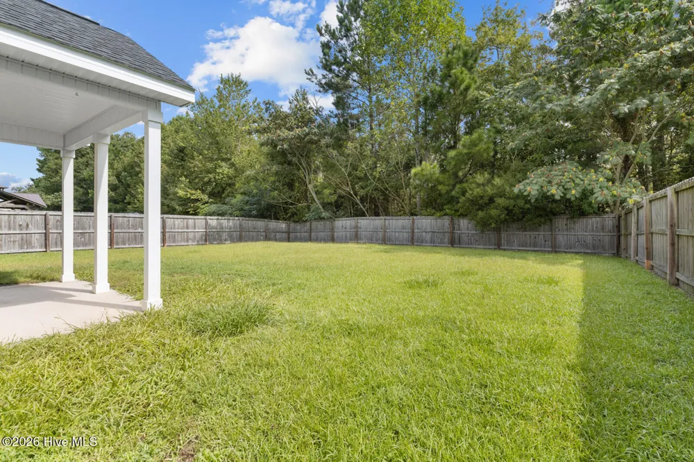 833 Tuscarora Trail Jacksonville, NC 28546
