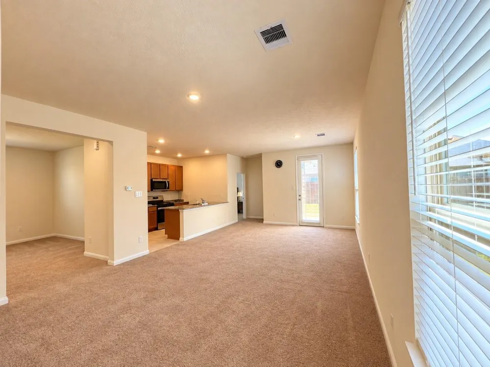 2839 Icarus Drive Fresno, TX 77545