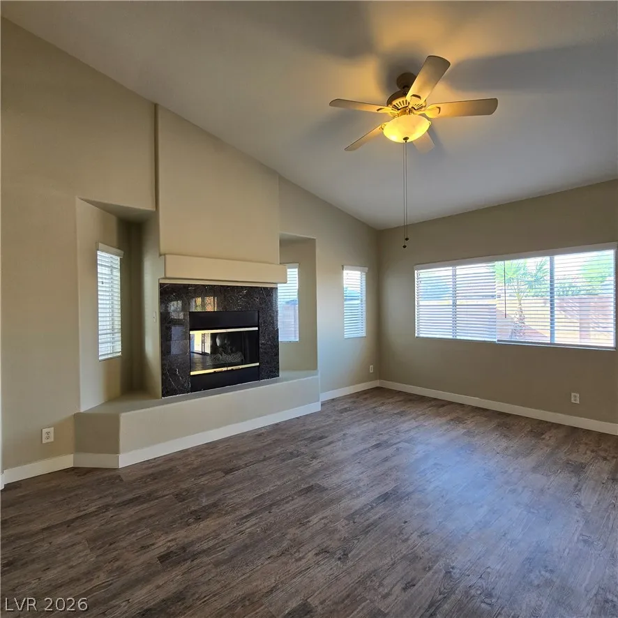 2506 Paradise Isle Avenue North Las Vegas, NV 89031