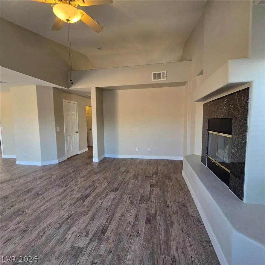 2506 Paradise Isle Avenue North Las Vegas, NV 89031