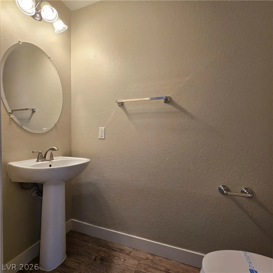 2506 Paradise Isle Avenue North Las Vegas, NV 89031