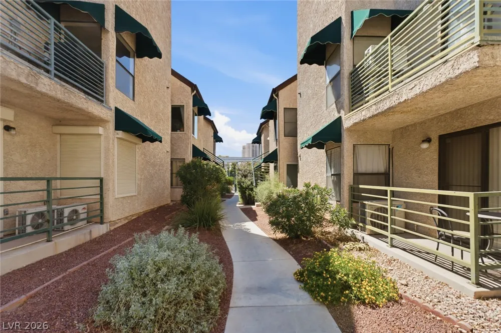 440 Elm Drive #204 Las Vegas, NV 89169