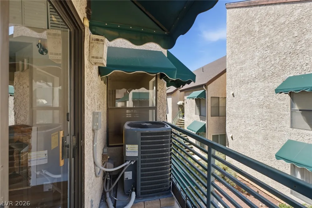 440 Elm Drive #204 Las Vegas, NV 89169
