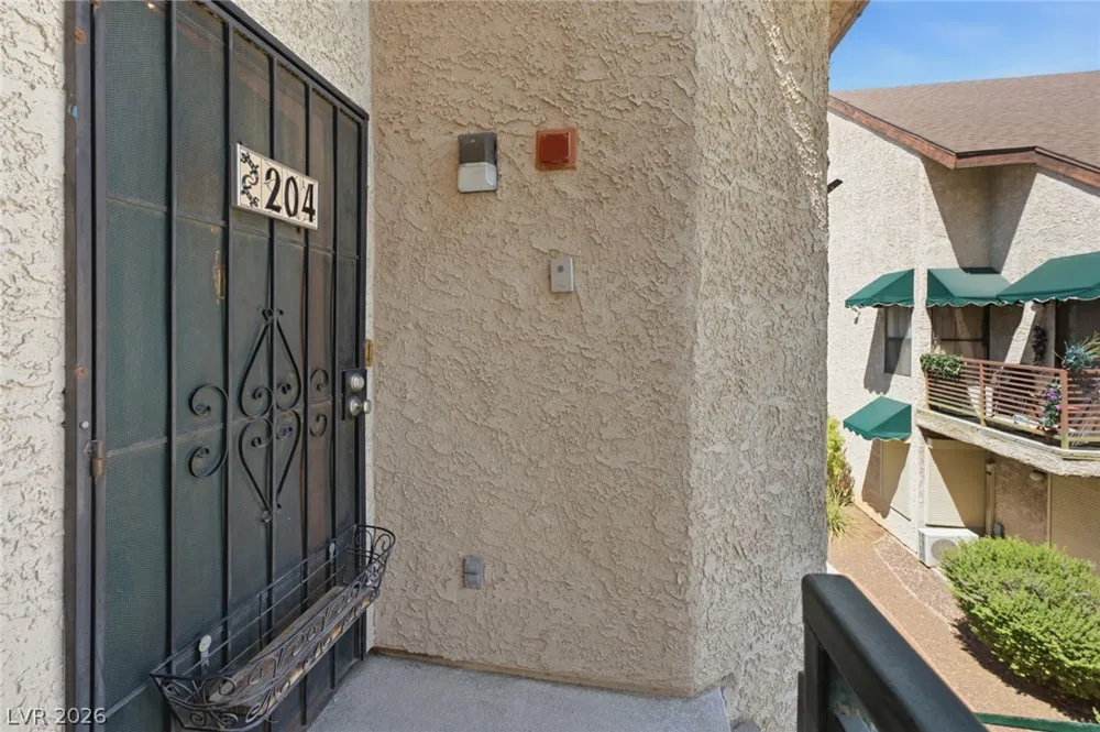440 Elm Drive #204 Las Vegas, NV 89169