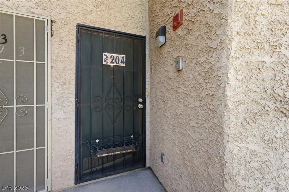 440 Elm Drive #204 Las Vegas, NV 89169