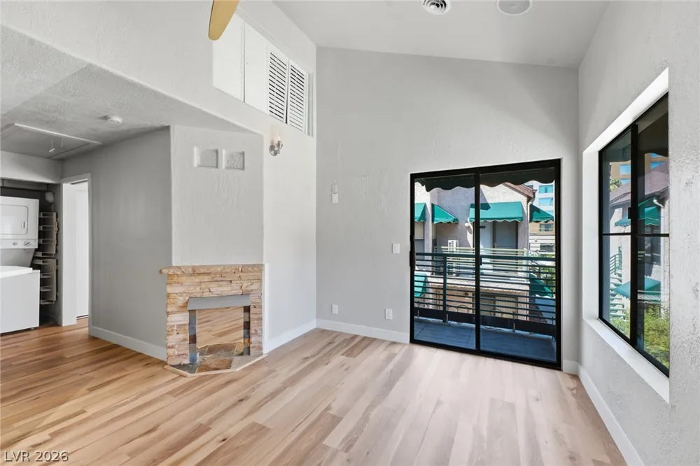 440 Elm Drive #204 Las Vegas, NV 89169