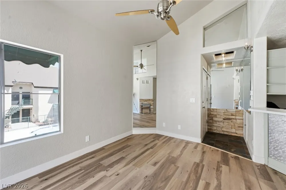 440 Elm Drive #204 Las Vegas, NV 89169