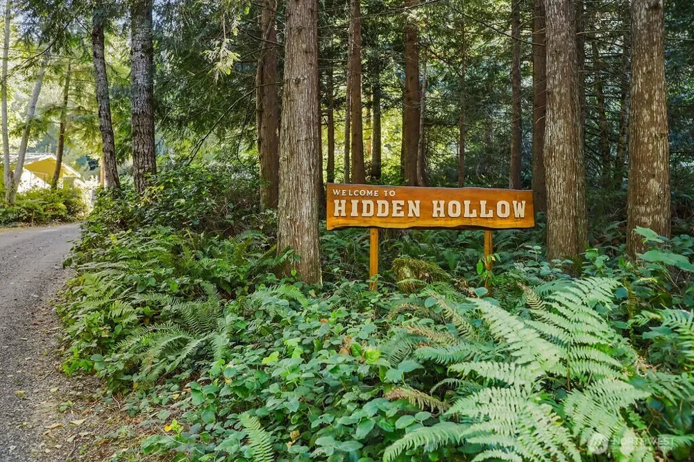 9073 Kaija Lane NW Seabeck, WA 98380
