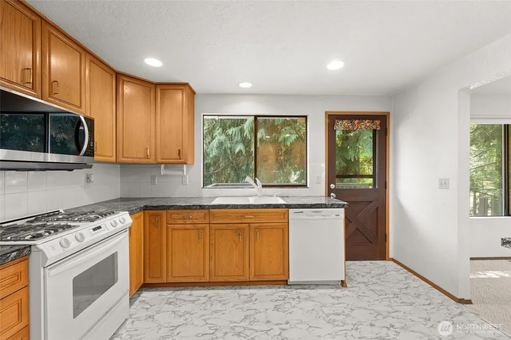21303 NE 151st Street Woodinville, WA 98077