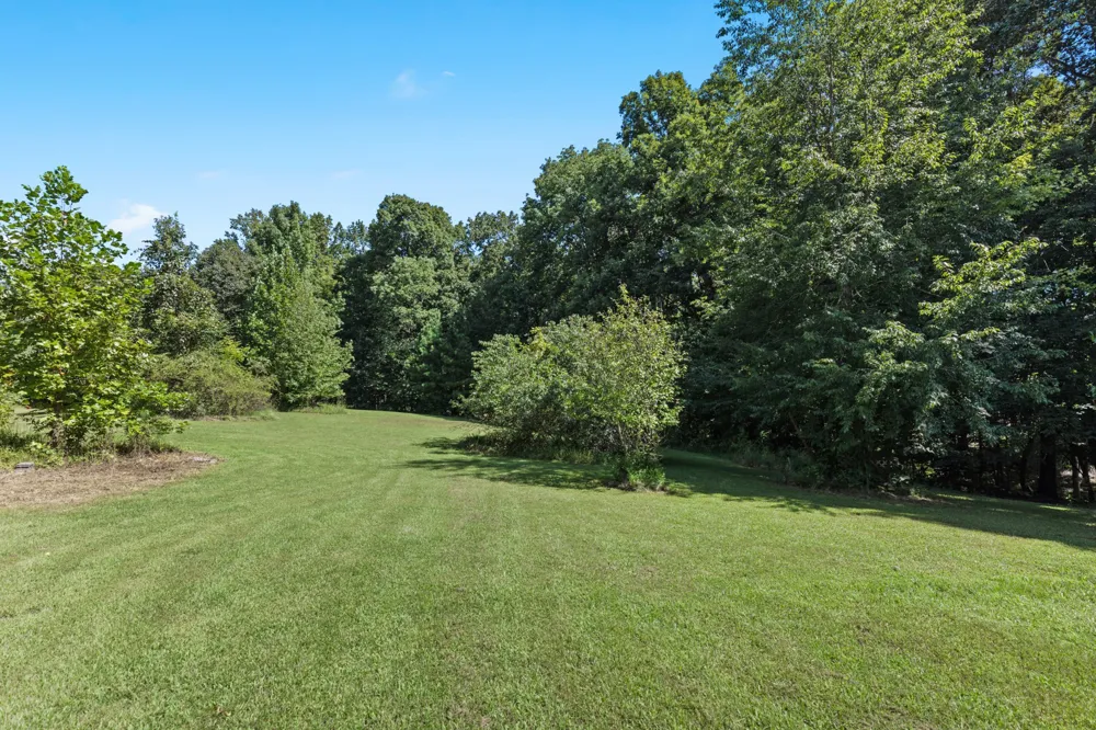 1320 Old Clarksville Pike Pleasant View, TN 37146