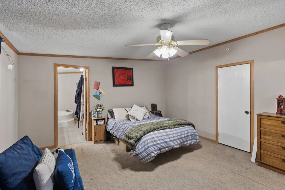 1320 Old Clarksville Pike Pleasant View, TN 37146