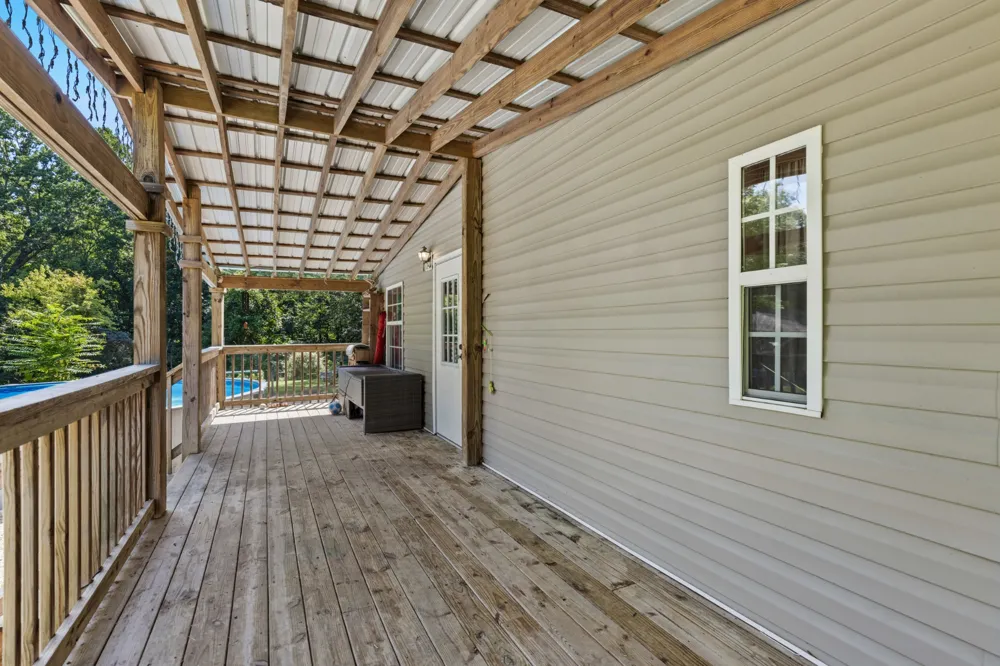 1320 Old Clarksville Pike Pleasant View, TN 37146