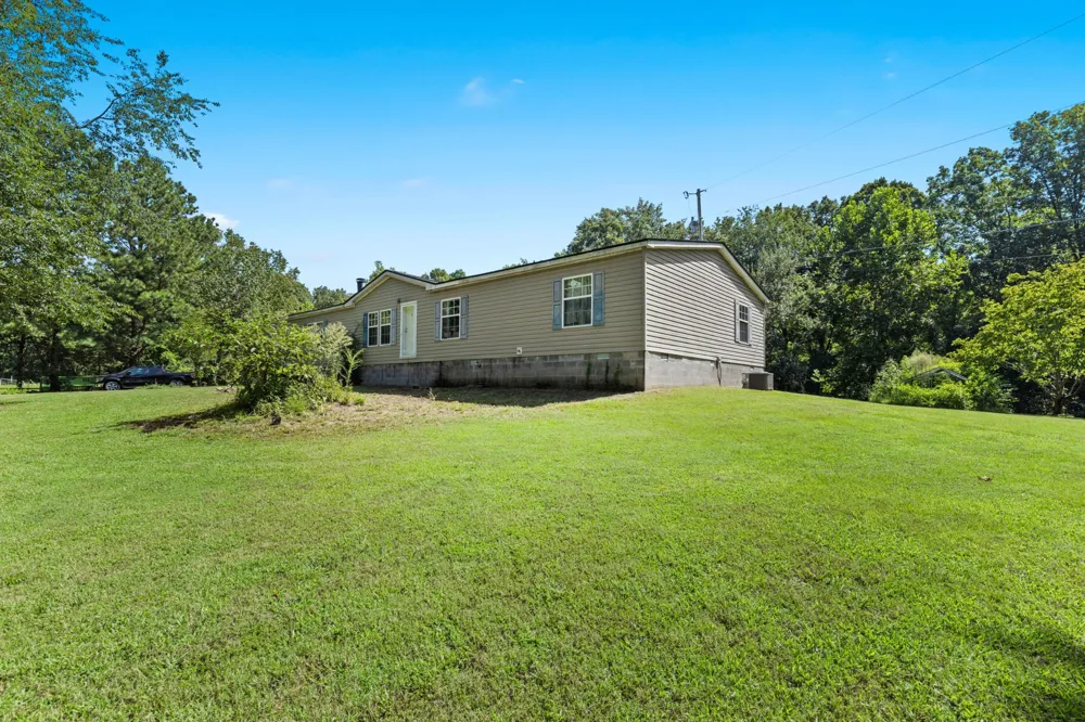 1320 Old Clarksville Pike Pleasant View, TN 37146