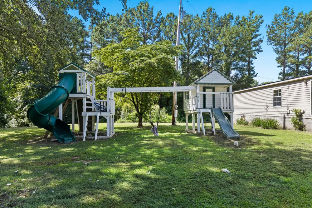 1320 Old Clarksville Pike Pleasant View, TN 37146