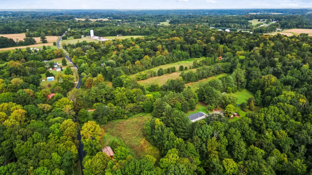 1320 Old Clarksville Pike Pleasant View, TN 37146
