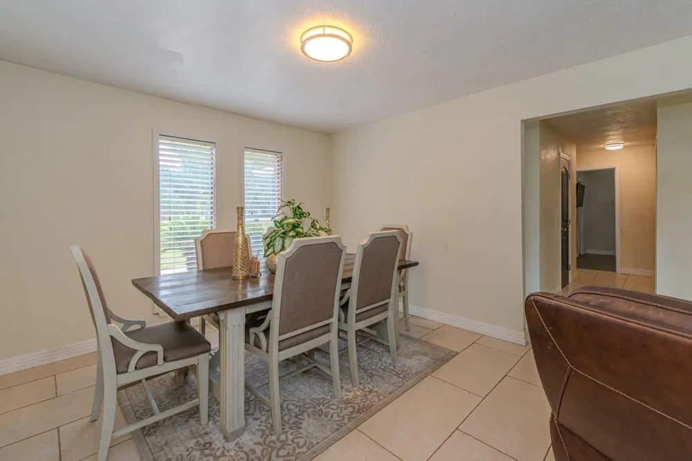 7050 Guess Road Beaumont, TX 77708