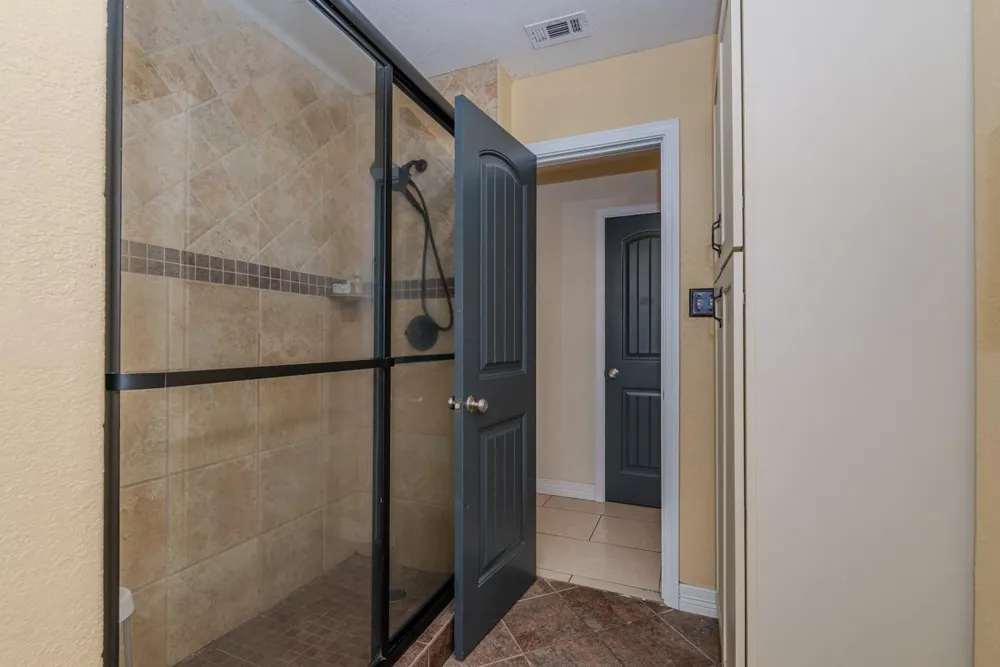 7050 Guess Road Beaumont, TX 77708