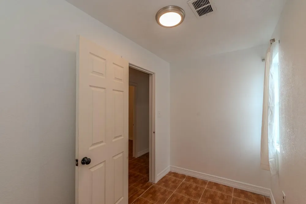 7050 Guess Road Beaumont, TX 77708