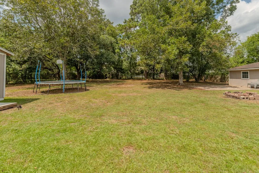 7050 Guess Road Beaumont, TX 77708