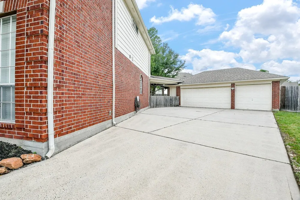 20423 Forest Drive Spring, TX 77388