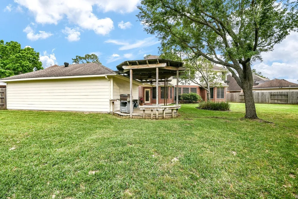 20423 Forest Drive Spring, TX 77388