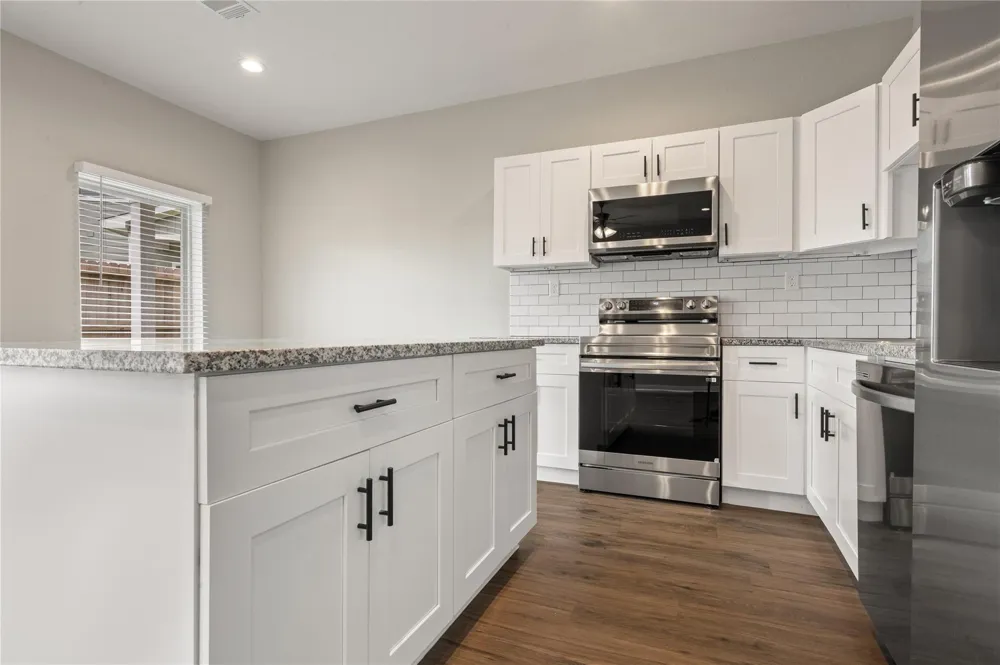 14010 Longstreet Road #A Willis, TX 77318