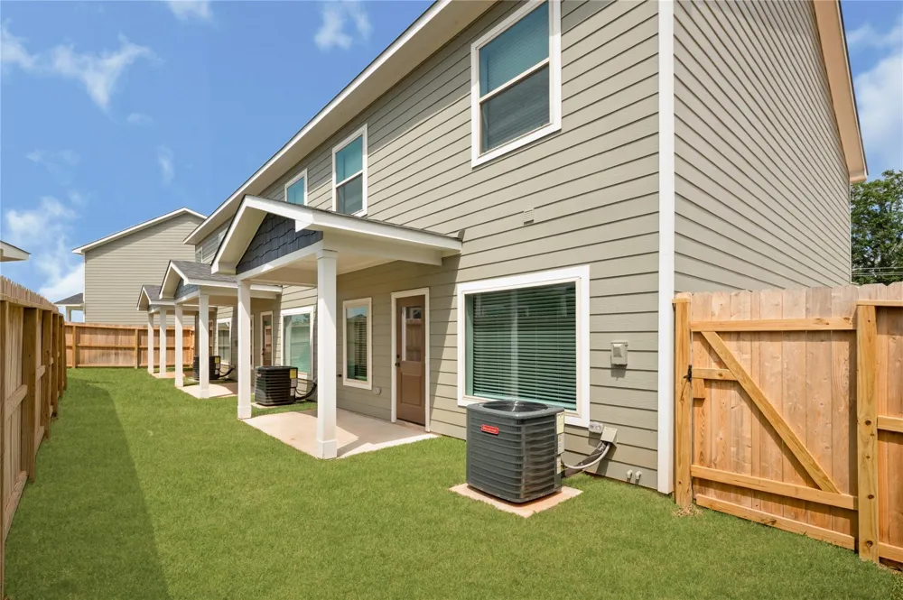 14010 Longstreet Road #A Willis, TX 77318