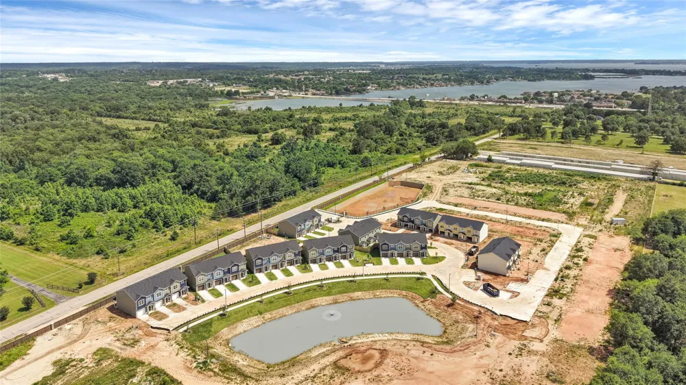 14010 Longstreet Road #A Willis, TX 77318