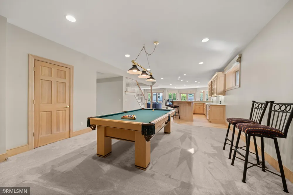 6102 Creek Ridge Court Minnetonka, MN 55345