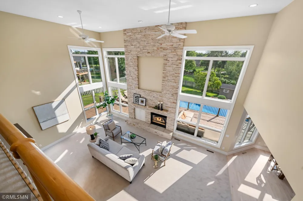 6102 Creek Ridge Court Minnetonka, MN 55345