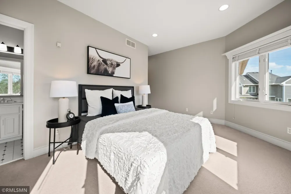 6102 Creek Ridge Court Minnetonka, MN 55345
