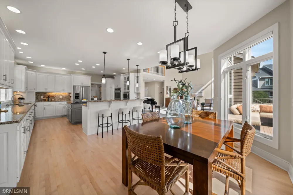 6102 Creek Ridge Court Minnetonka, MN 55345