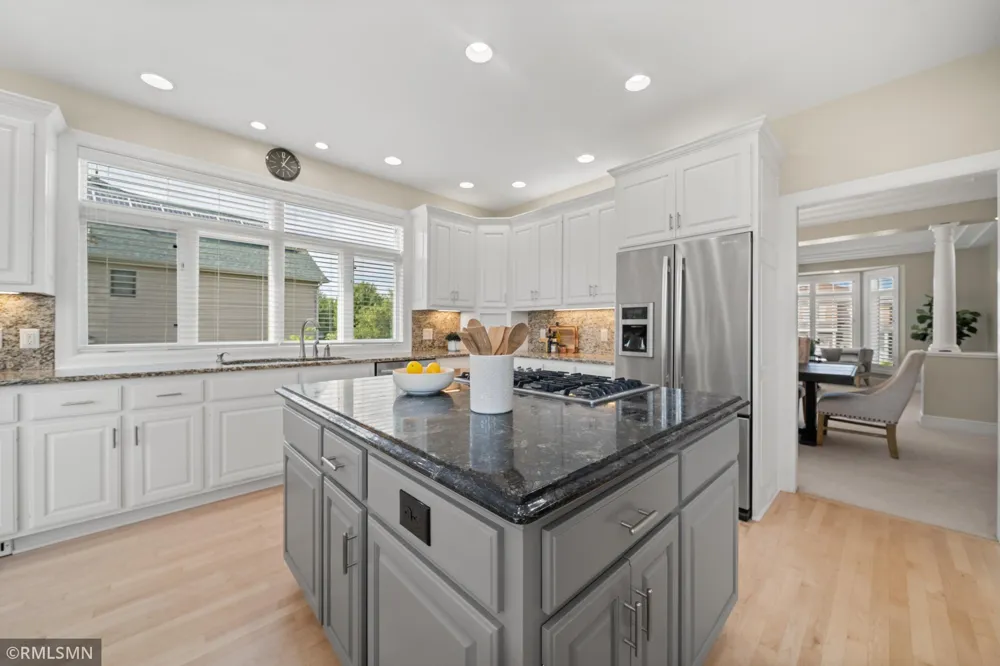 6102 Creek Ridge Court Minnetonka, MN 55345