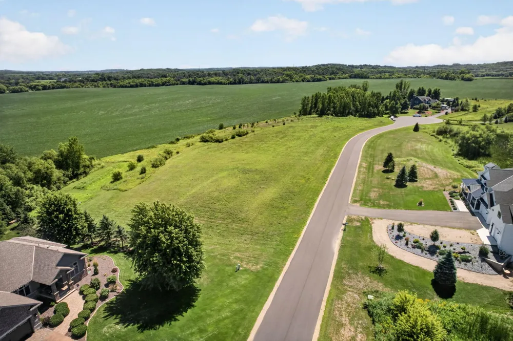 25XXX Newport Avenue New Prague, MN 56071