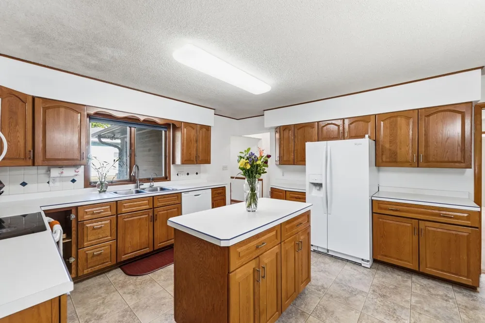 243 E Dahlstrom Avenue Appleton, MN 56208