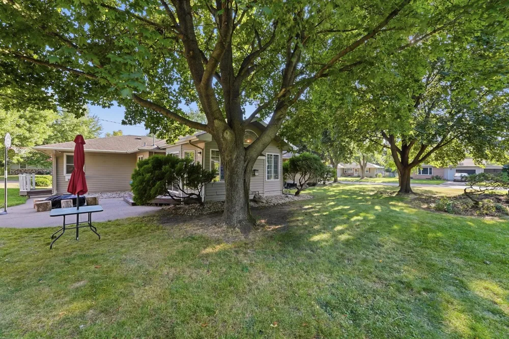 243 E Dahlstrom Avenue Appleton, MN 56208