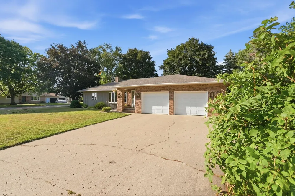 243 E Dahlstrom Avenue Appleton, MN 56208