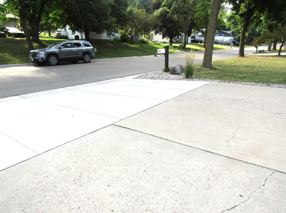 1409 Oak Drive Montevideo, MN 56265