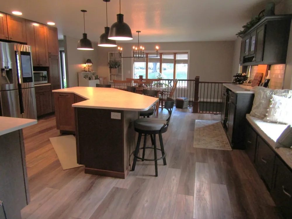 1409 Oak Drive Montevideo, MN 56265