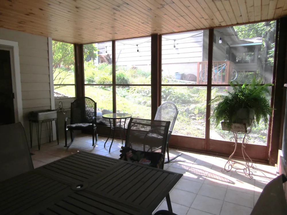 1409 Oak Drive Montevideo, MN 56265